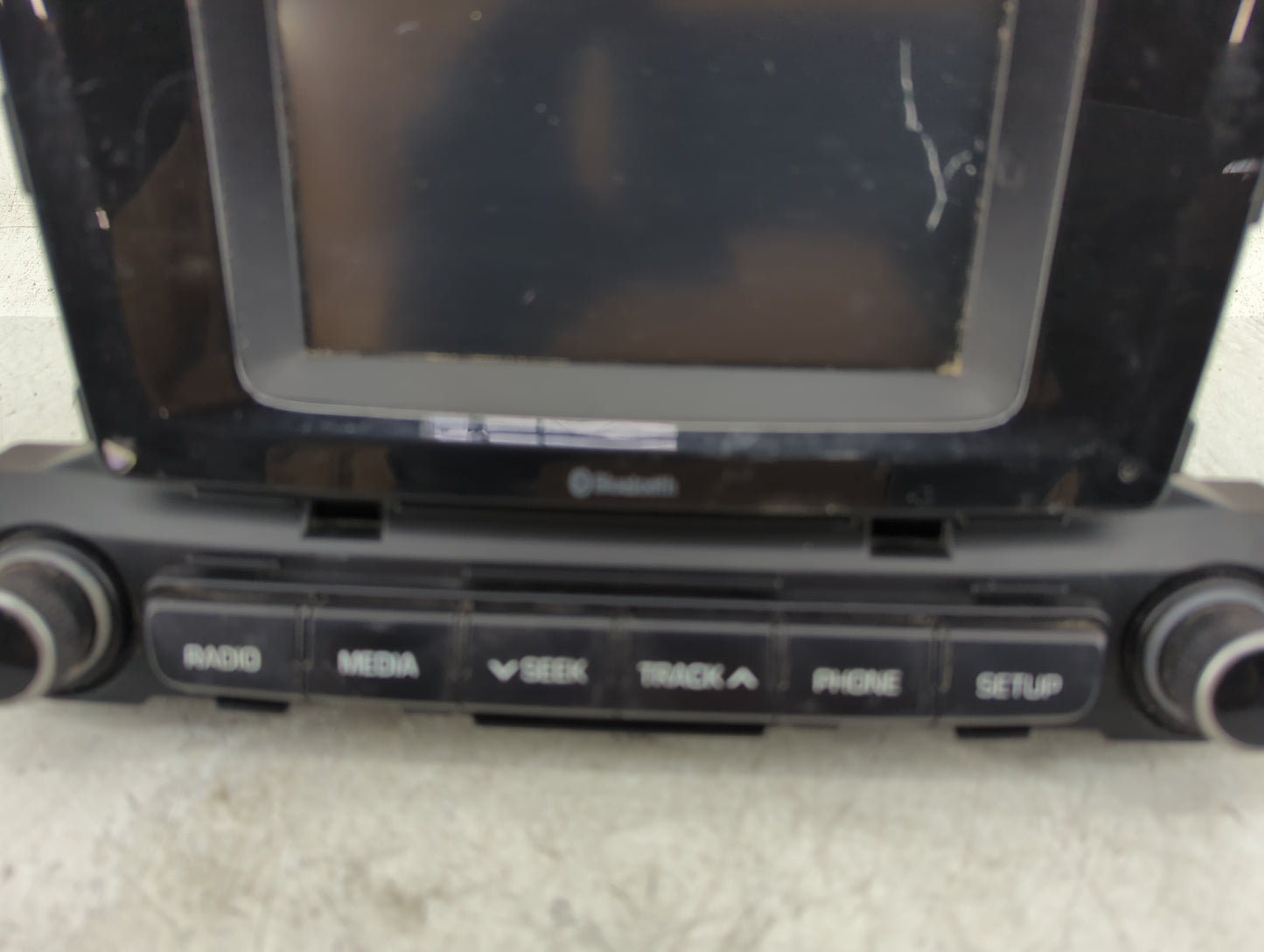 2021 Hyundai Accent Radio AM FM Cd Player Receiver Replacement P/N:96180-J0500-RDR 96560-J0500 Fits OEM Used Auto Parts - Oe