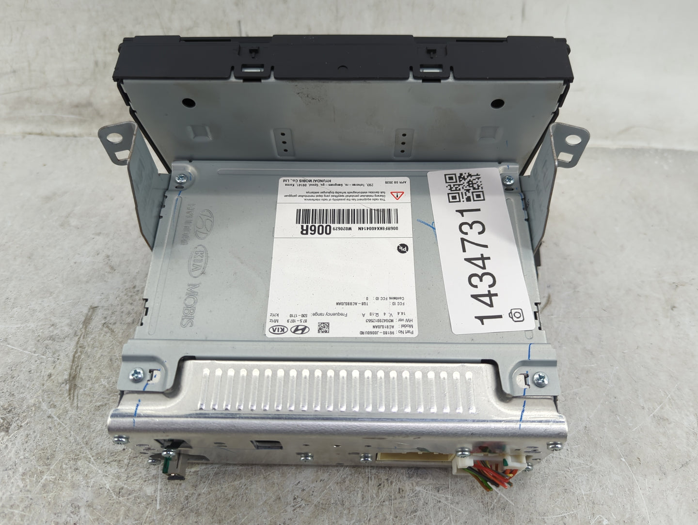2018-2022 Hyundai Accent Radio AM FM Cd Player Receiver Replacement P/N:96180-J0060URD AC810J0AN Fits OEM Used Auto Parts - 