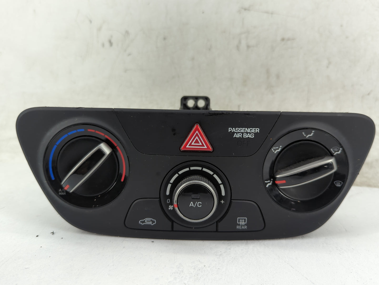 2018-2022 Hyundai Accent Climate Control Module Temperature AC/Heater Replacement P/N:97250J0001RDR Fits OEM Used Auto Parts