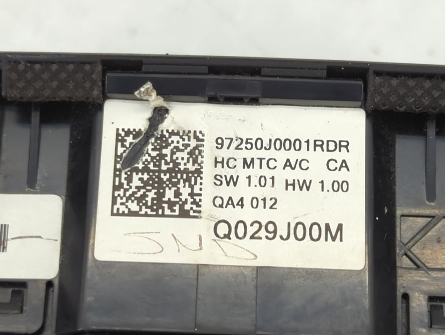 2018-2022 Hyundai Accent Climate Control Module Temperature AC/Heater Replacement P/N:97250J0001RDR Fits OEM Used Auto Parts