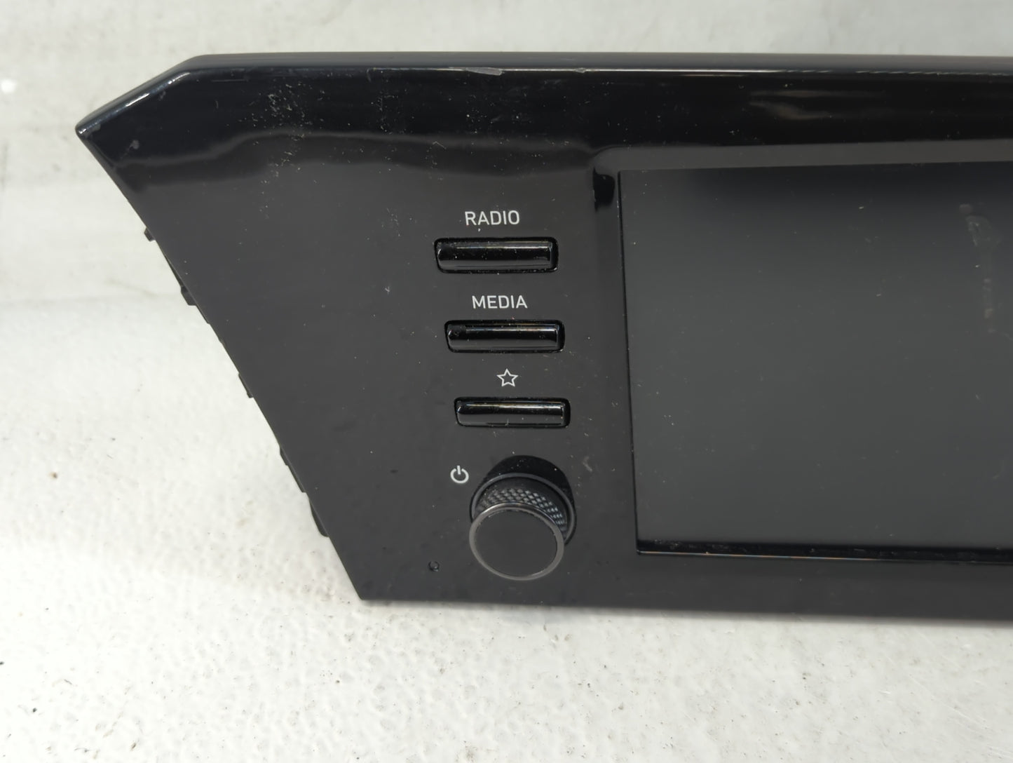 2021-2022 Hyundai Elantra Radio AM FM Cd Player Receiver Replacement P/N:96160-AA240M6R Fits Fits 2021 2022 OEM Used Auto Pa