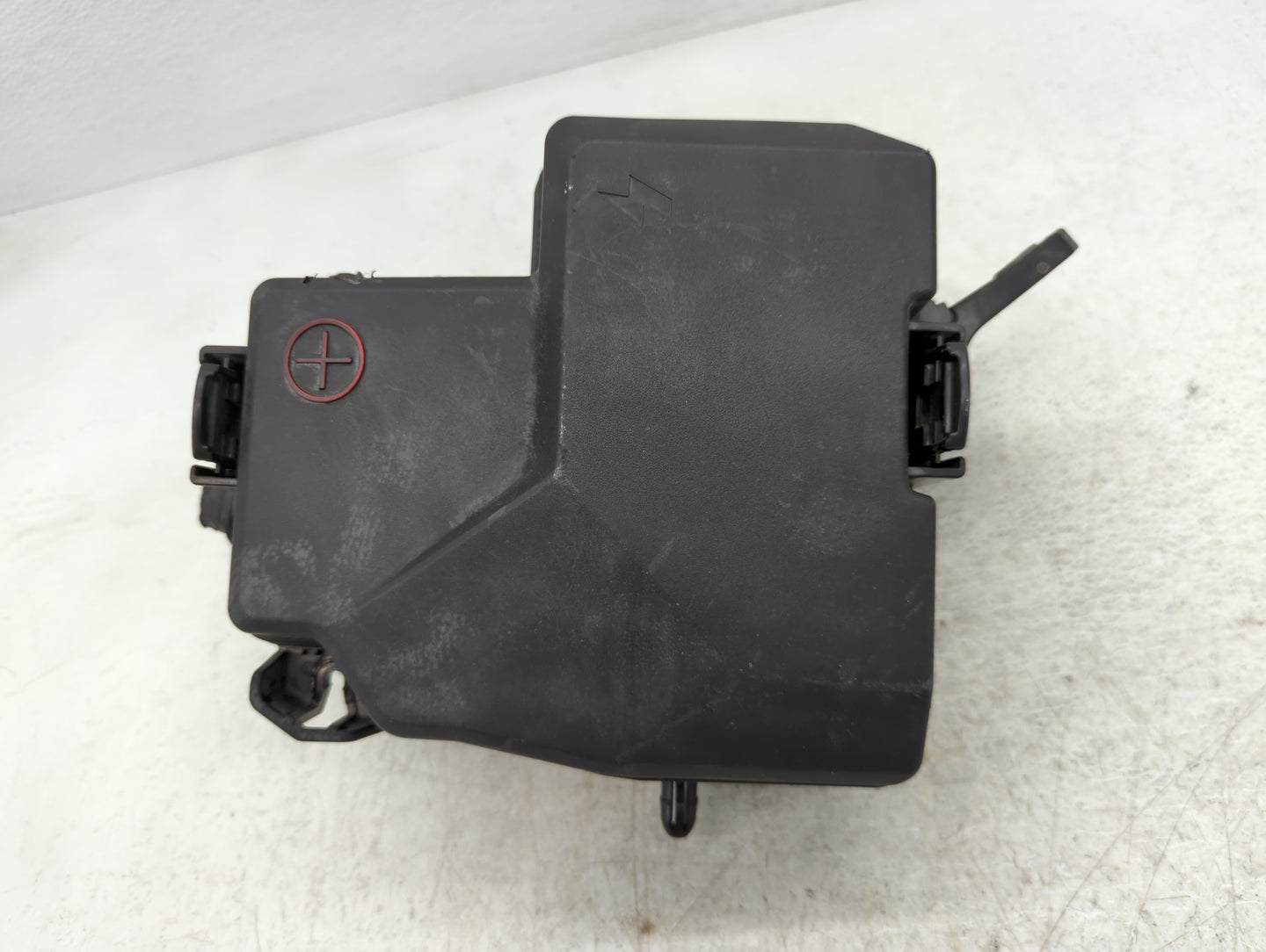 2021-2022 Hyundai Elantra Fusebox Fuse Box Panel Relay Module P/N:2108238194 91200-BY050 Fits Fits 2021 2022 OEM Used Auto P