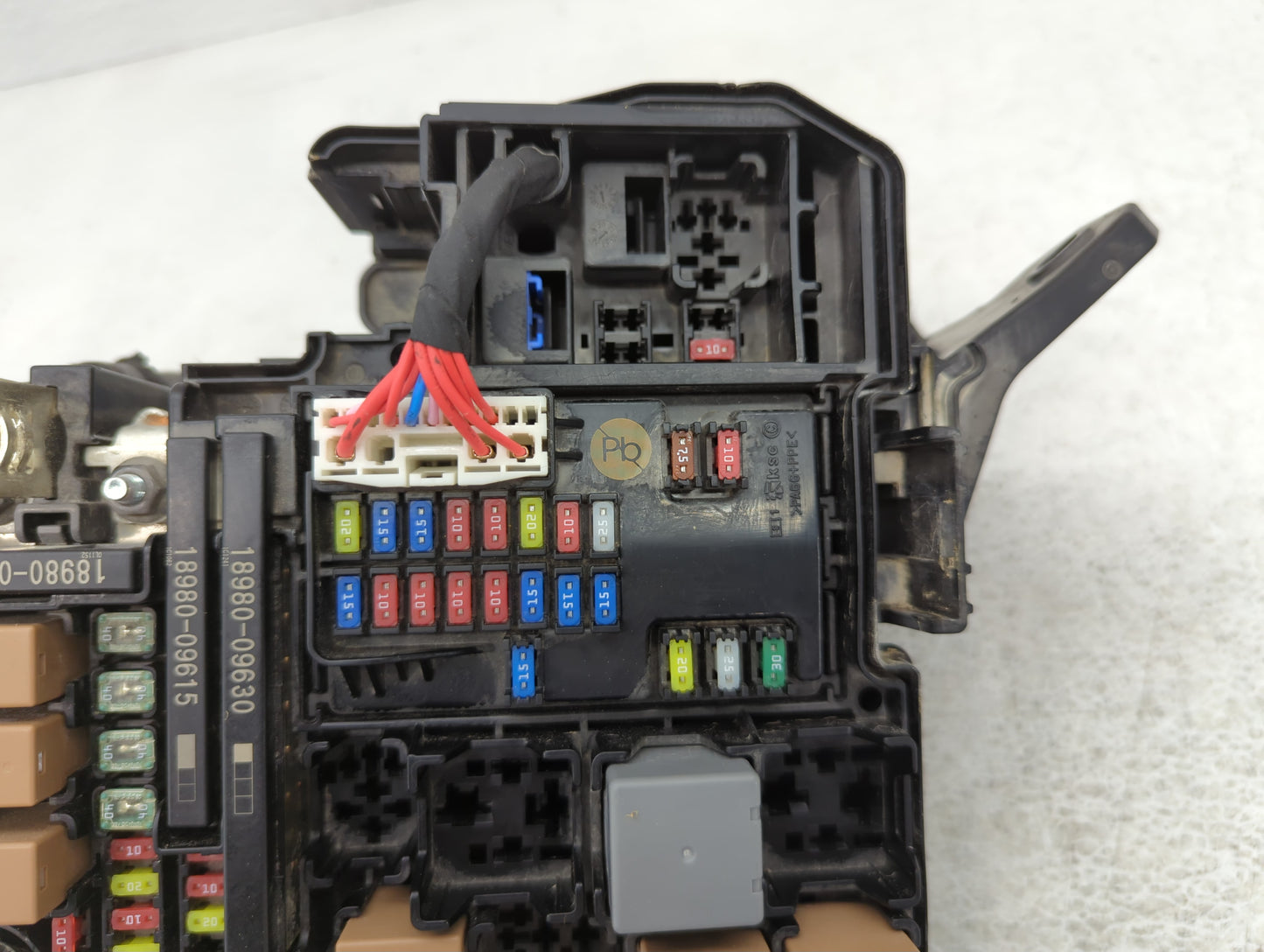 2021-2022 Hyundai Elantra Fusebox Fuse Box Panel Relay Module P/N:2108238194 91200-BY050 Fits Fits 2021 2022 OEM Used Auto P