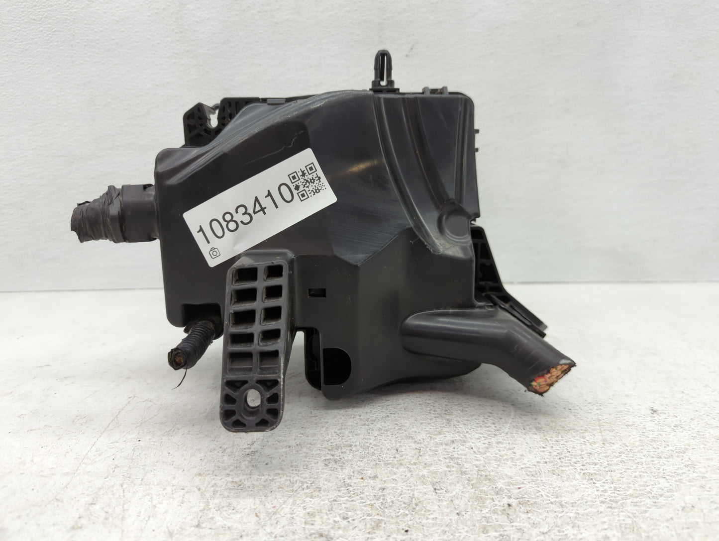 2021-2022 Hyundai Elantra Fusebox Fuse Box Panel Relay Module P/N:2108238194 91200-BY050 Fits Fits 2021 2022 OEM Used Auto P
