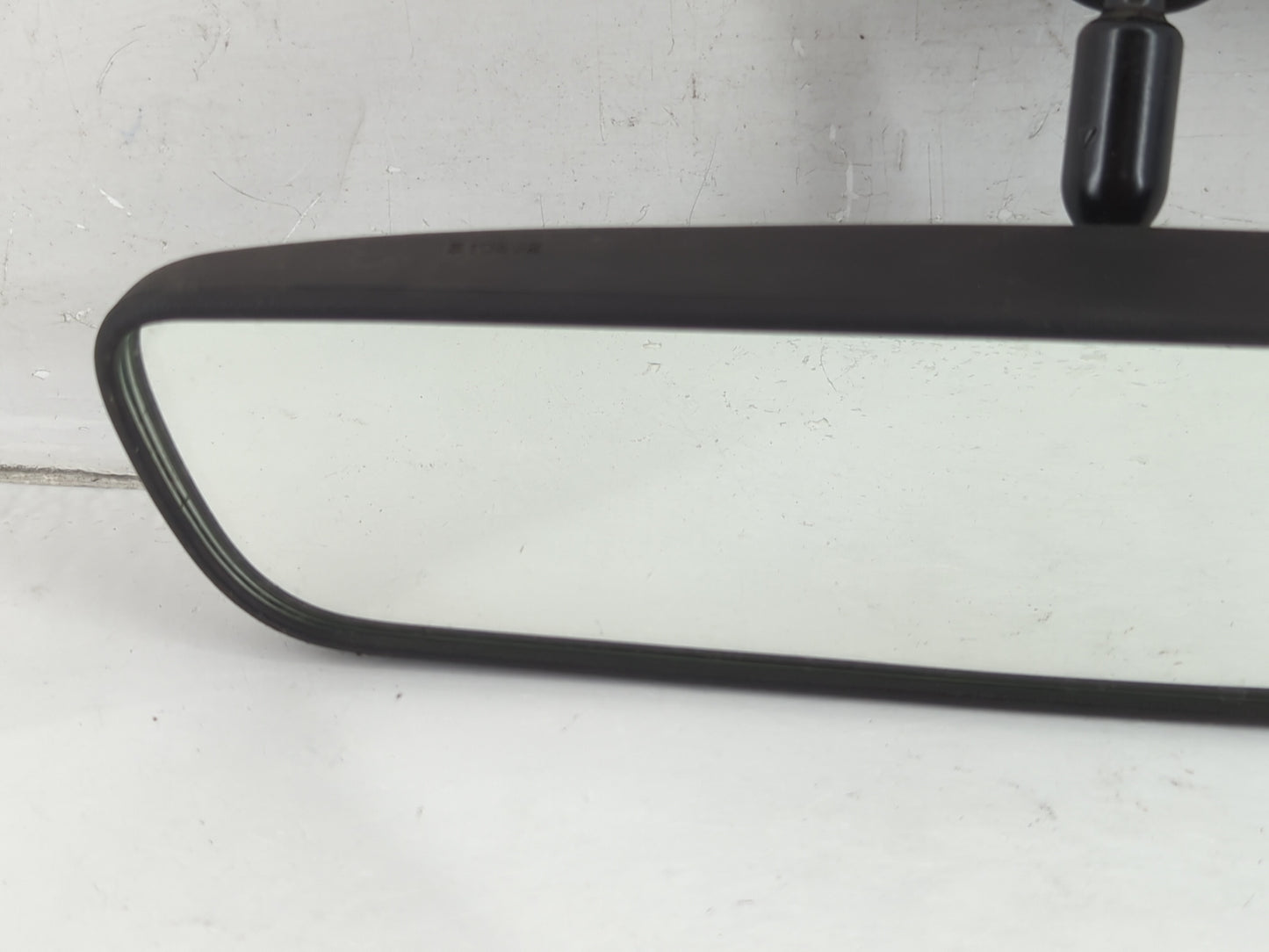 2021-2022 Hyundai Elantra Interior Rear View Mirror Replacement OEM P/N:E13049896 Fits Fits 2020 2021 2022 2023 OEM Used Aut