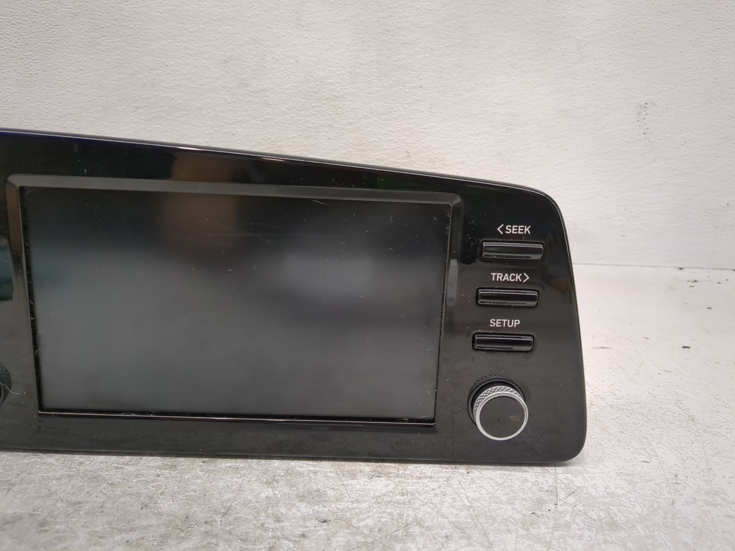 2021-2022 Hyundai Elantra Radio AM FM Cd Player Receiver Replacement P/N:96160-AA240L5R Fits Fits 2021 2022 OEM Used Auto Pa