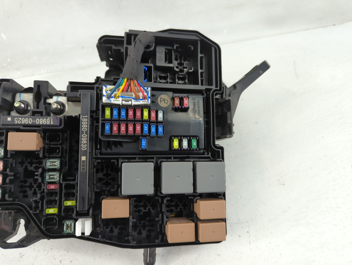 2021-2022 Hyundai Elantra Fusebox Fuse Box Panel Relay Module P/N:91230AB200CA Fits Fits 2021 2022 OEM Used Auto Parts - Oem