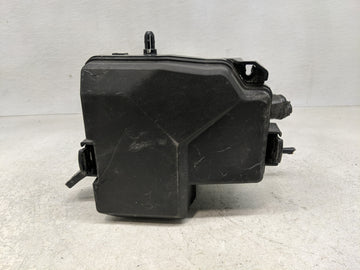2021-2022 Hyundai Elantra Fusebox Fuse Box Panel Relay Module P/N:91956-F2021 Fits Fits 2021 2022 OEM Used Auto Parts - Oemu