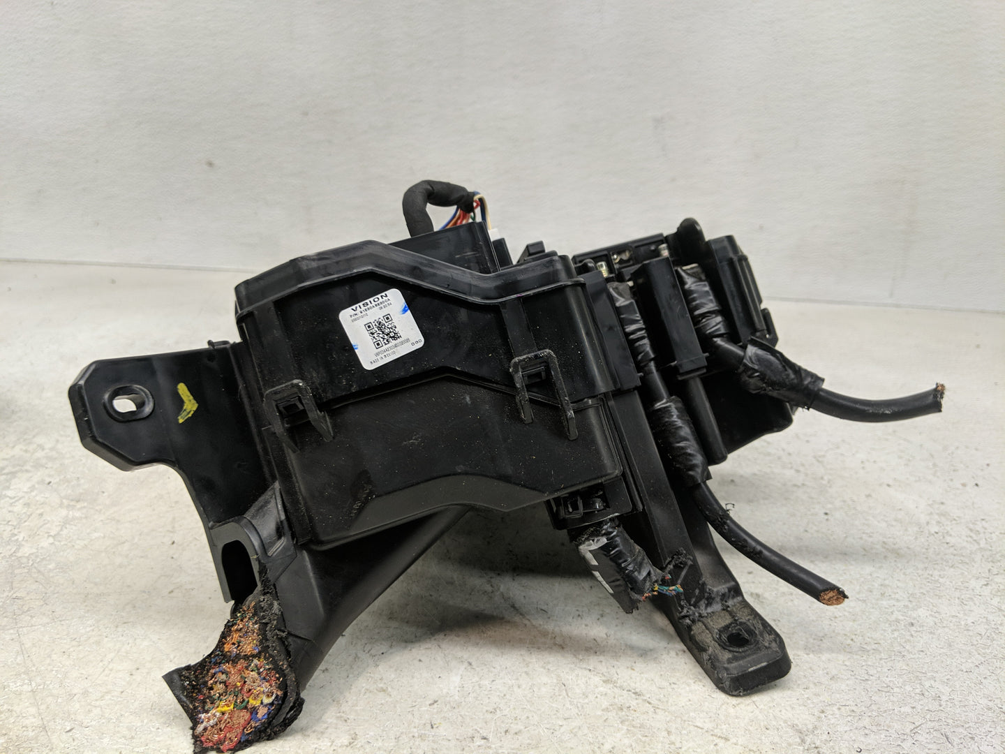 2021-2022 Hyundai Elantra Fusebox Fuse Box Panel Relay Module P/N:91956-F2021 Fits Fits 2021 2022 OEM Used Auto Parts - Oemu