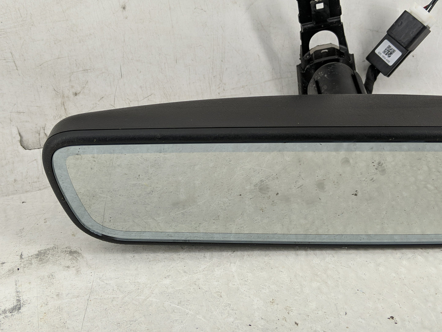 2021-2022 Hyundai Elantra Interior Rear View Mirror Replacement OEM P/N:E11048835 Fits Fits 2020 2021 2022 2023 OEM Used Aut