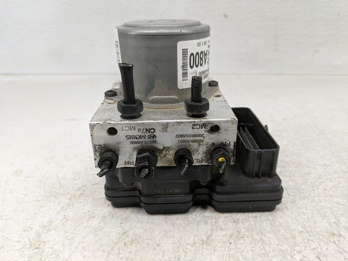 2021-2022 Hyundai Elantra ABS Pump Control Module Replacement P/N:58910-AB800 AB589-20800 Fits Fits 2021 2022 OEM Used Auto 