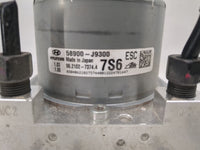 2021-2022 Hyundai Elantra ABS Pump Control Module Replacement P/N:61589-43200 58900-AB800 Fits Fits 2021 2022 OEM Used Auto 