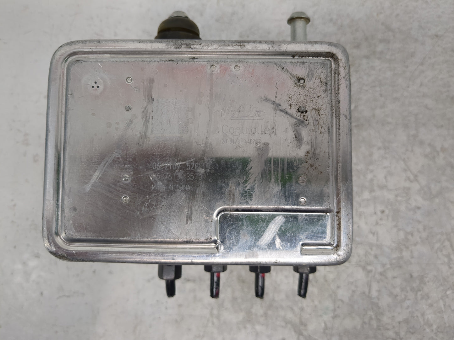 2021-2022 Hyundai Elantra ABS Pump Control Module Replacement P/N:61589-43200 58900-AB800 Fits Fits 2021 2022 OEM Used Auto 