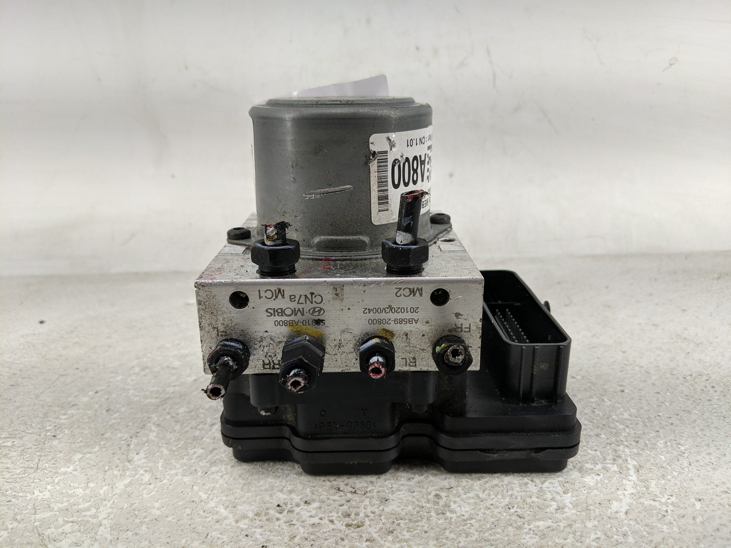 2021-2022 Hyundai Elantra ABS Pump Control Module Replacement P/N:61589-43200 58900-AB800 Fits Fits 2021 2022 OEM Used Auto 