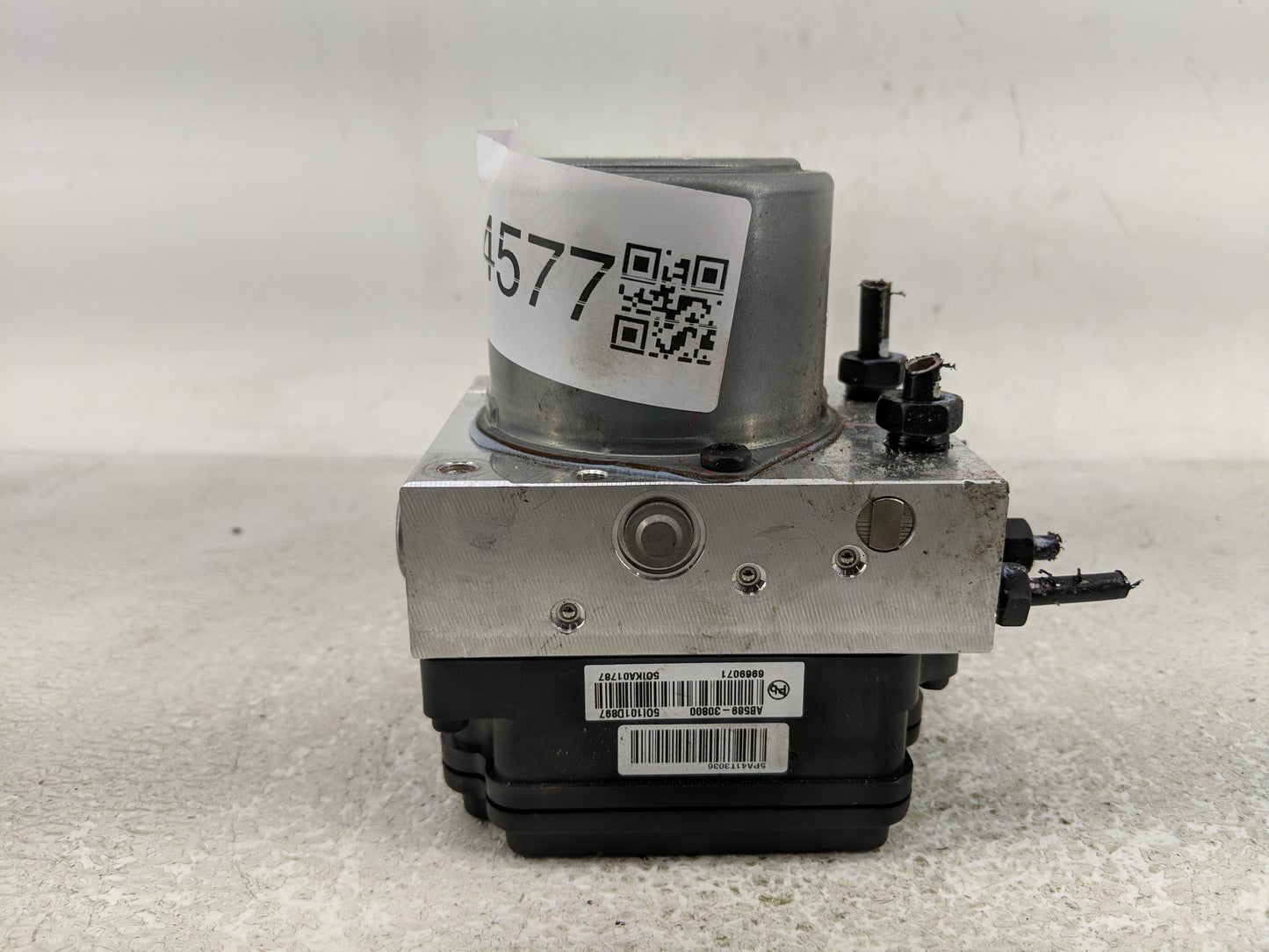 2021-2022 Hyundai Elantra ABS Pump Control Module Replacement P/N:61589-43200 58900-AB800 Fits Fits 2021 2022 OEM Used Auto 