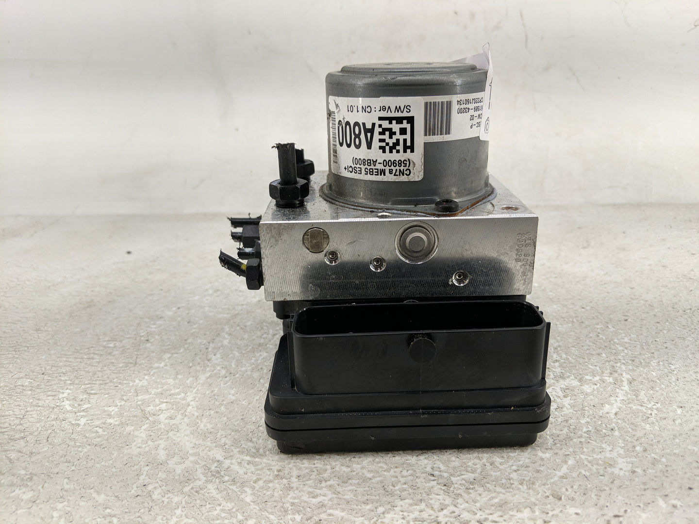 2021-2022 Hyundai Elantra ABS Pump Control Module Replacement P/N:61589-43200 58900-AB800 Fits Fits 2021 2022 OEM Used Auto 