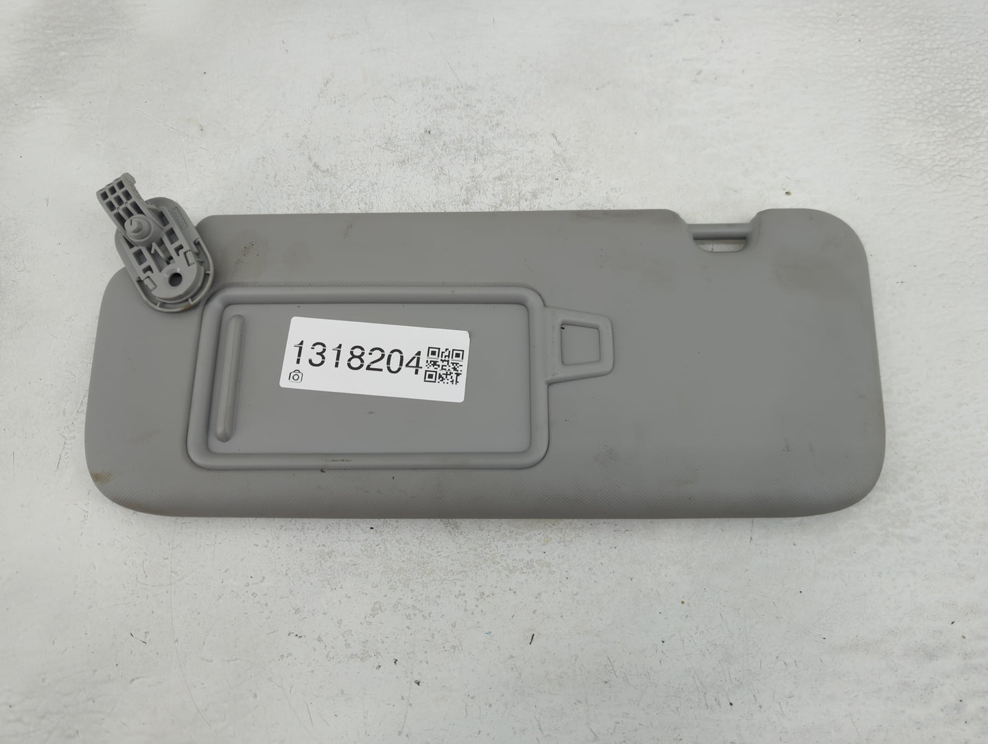 2021-2022 Hyundai Elantra Sun Visor Shade Replacement Driver Left Mirror Fits Fits 2021 2022 OEM Used Auto Parts - Oemusedau