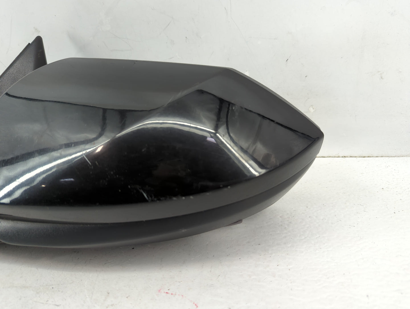 2021-2022 Hyundai Elantra Driver Side View Mirror - Left Door Mirror OEM Used - Oemusedautoparts1.com
