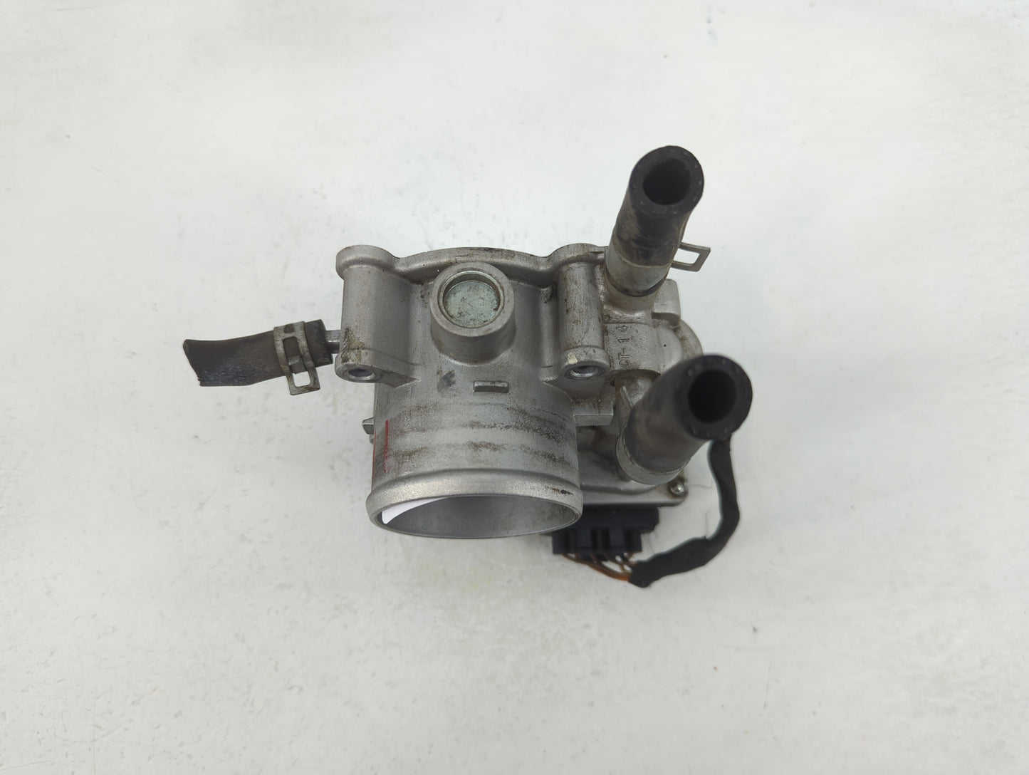 2021-2022 Hyundai Elantra Throttle Body P/N:35100-2B300 Fits Fits 2017 2018 2019 2020 2021 2022 OEM Used Auto Parts - Oemuse