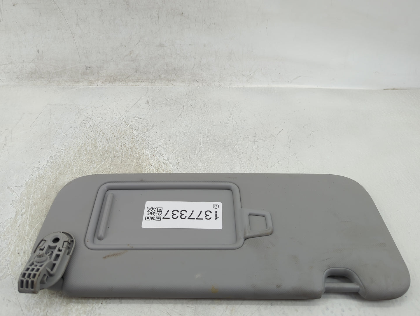 2021-2022 Hyundai Elantra Sun Visor Shade Replacement Passenger Right Mirror Fits Fits 2021 2022 OEM Used Auto Parts - Oemus
