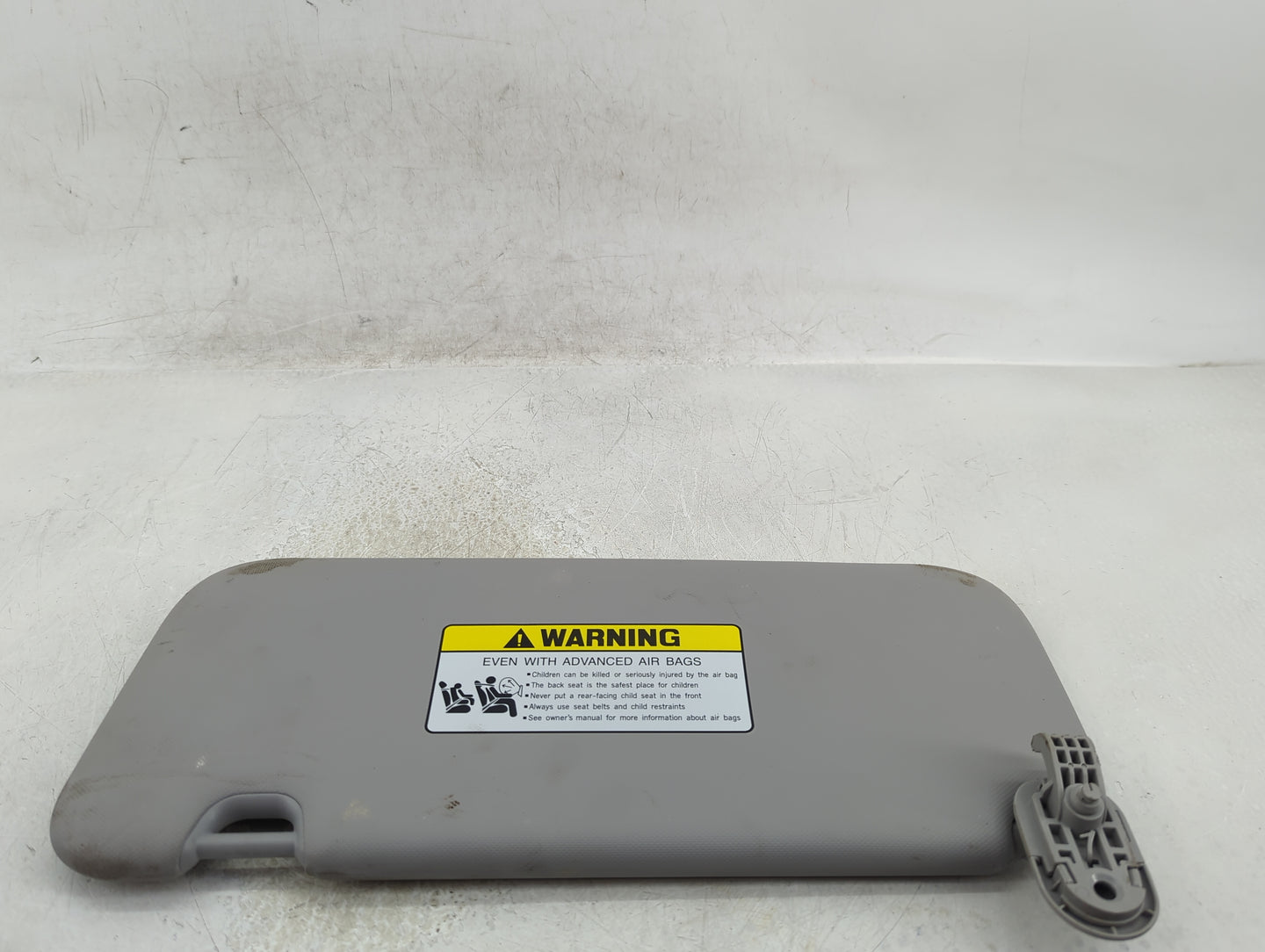 2021-2022 Hyundai Elantra Sun Visor Shade Replacement Passenger Right Mirror Fits Fits 2021 2022 OEM Used Auto Parts - Oemus