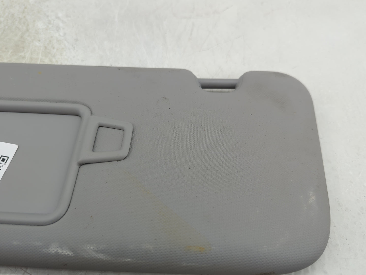 2021-2022 Hyundai Elantra Sun Visor Shade Replacement Driver Left Mirror Fits Fits 2021 2022 OEM Used Auto Parts - Oemusedau