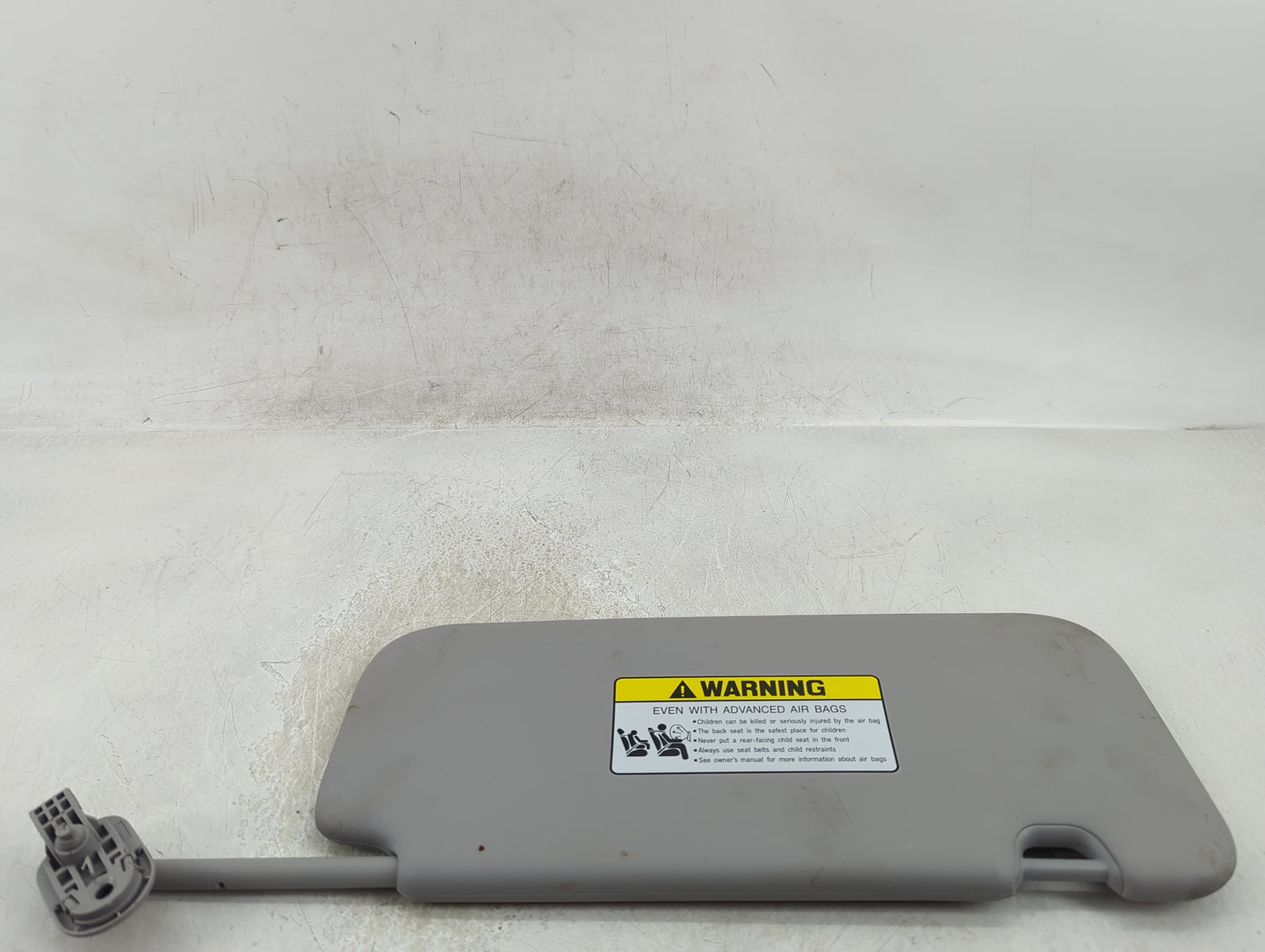 2021-2022 Hyundai Elantra Sun Visor Shade Replacement Driver Left Mirror Fits Fits 2021 2022 OEM Used Auto Parts - Oemusedau