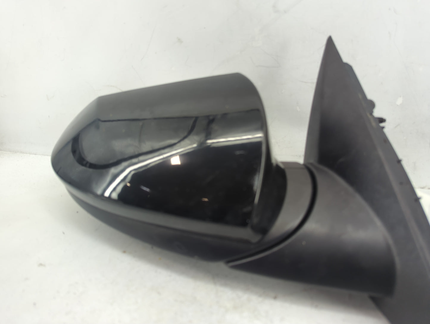 2021-2022 Hyundai Elantra Passenger Side View Mirror - Right Door Mirror OEM Used - Oemusedautoparts1.com
