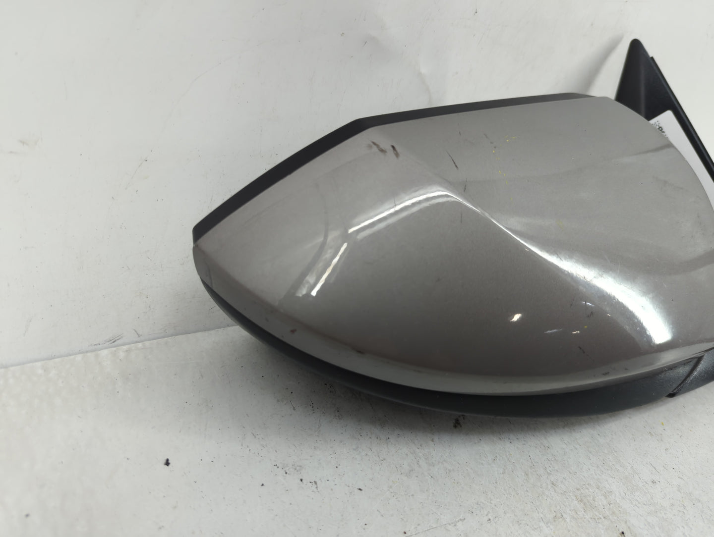 2021-2022 Hyundai Elantra Passenger Side View Mirror - Right Door Mirror OEM Used - Oemusedautoparts1.com