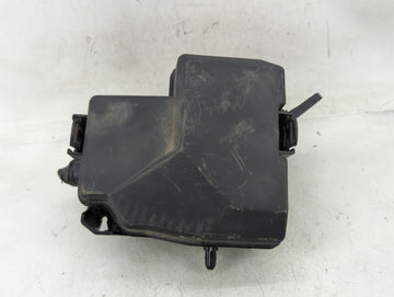 2021-2022 Hyundai Elantra Fusebox Fuse Box Panel Relay Module P/N:91956-AA020 Fits Fits 2021 2022 OEM Used Auto Parts - Oemu