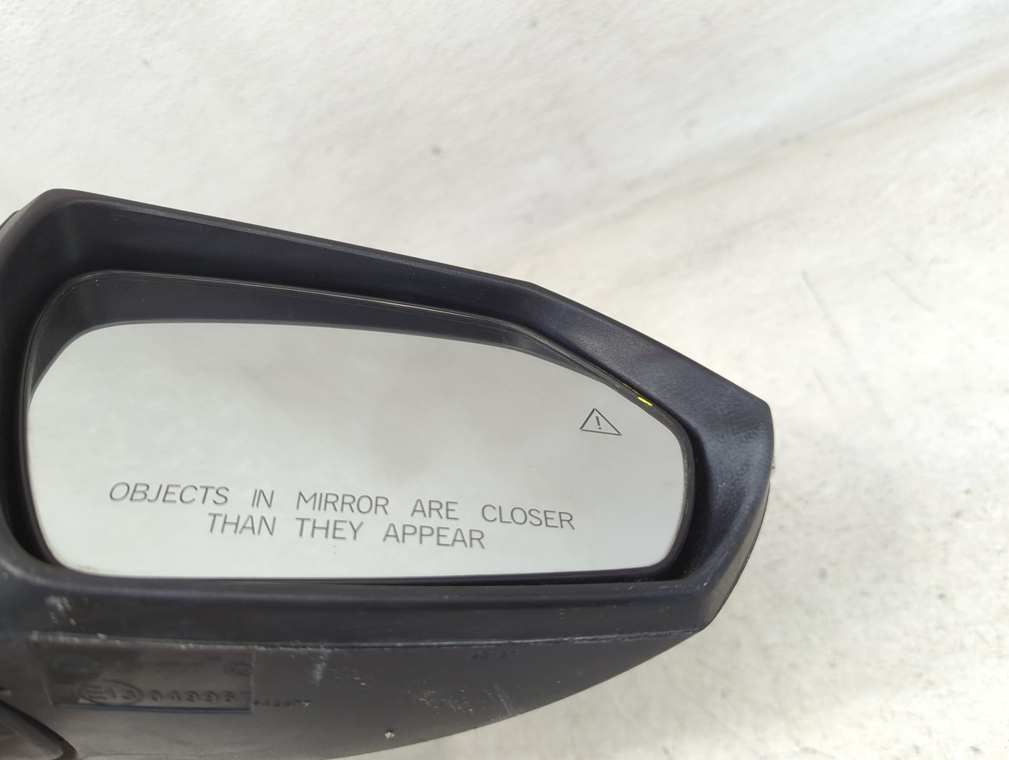 2021-2022 Hyundai Elantra Passenger Side View Mirror - Right Door Mirror OEM Used - Oemusedautoparts1.com