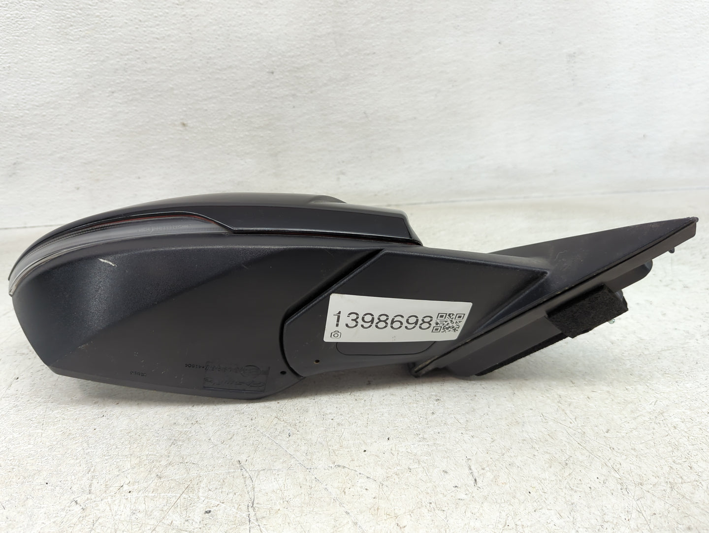 2021-2022 Hyundai Elantra Passenger Side View Mirror - Right Door Mirror OEM Used - Oemusedautoparts1.com