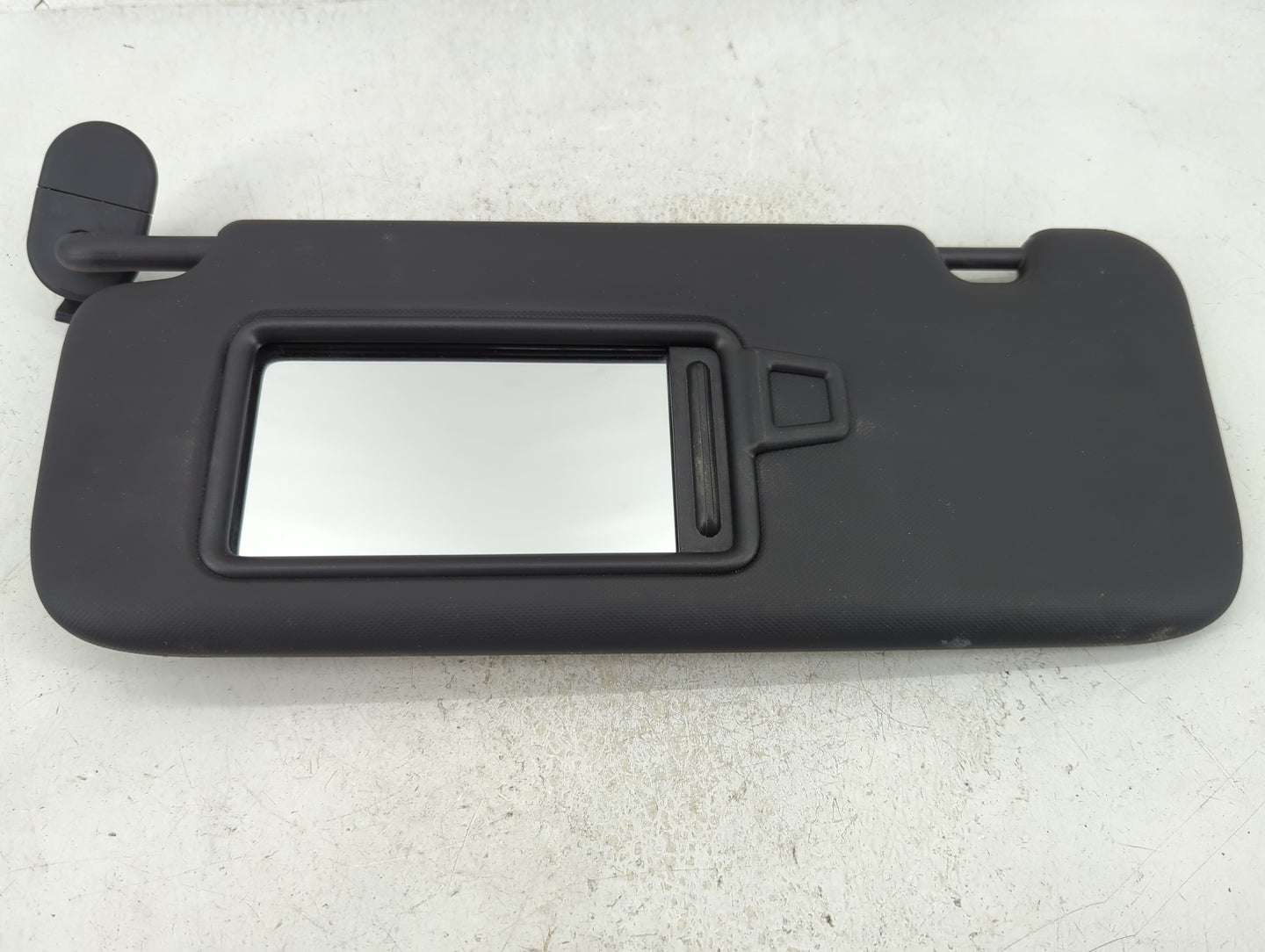 2021-2022 Hyundai Elantra Sun Visor Shade Replacement Driver Left Mirror Fits Fits 2021 2022 OEM Used Auto Parts - Oemusedau