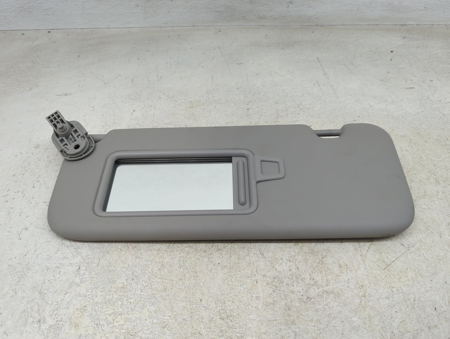 2021-2022 Hyundai Elantra Sun Visor Shade Replacement Driver Left Mirror Fits Fits 2021 2022 OEM Used Auto Parts - Oemusedau