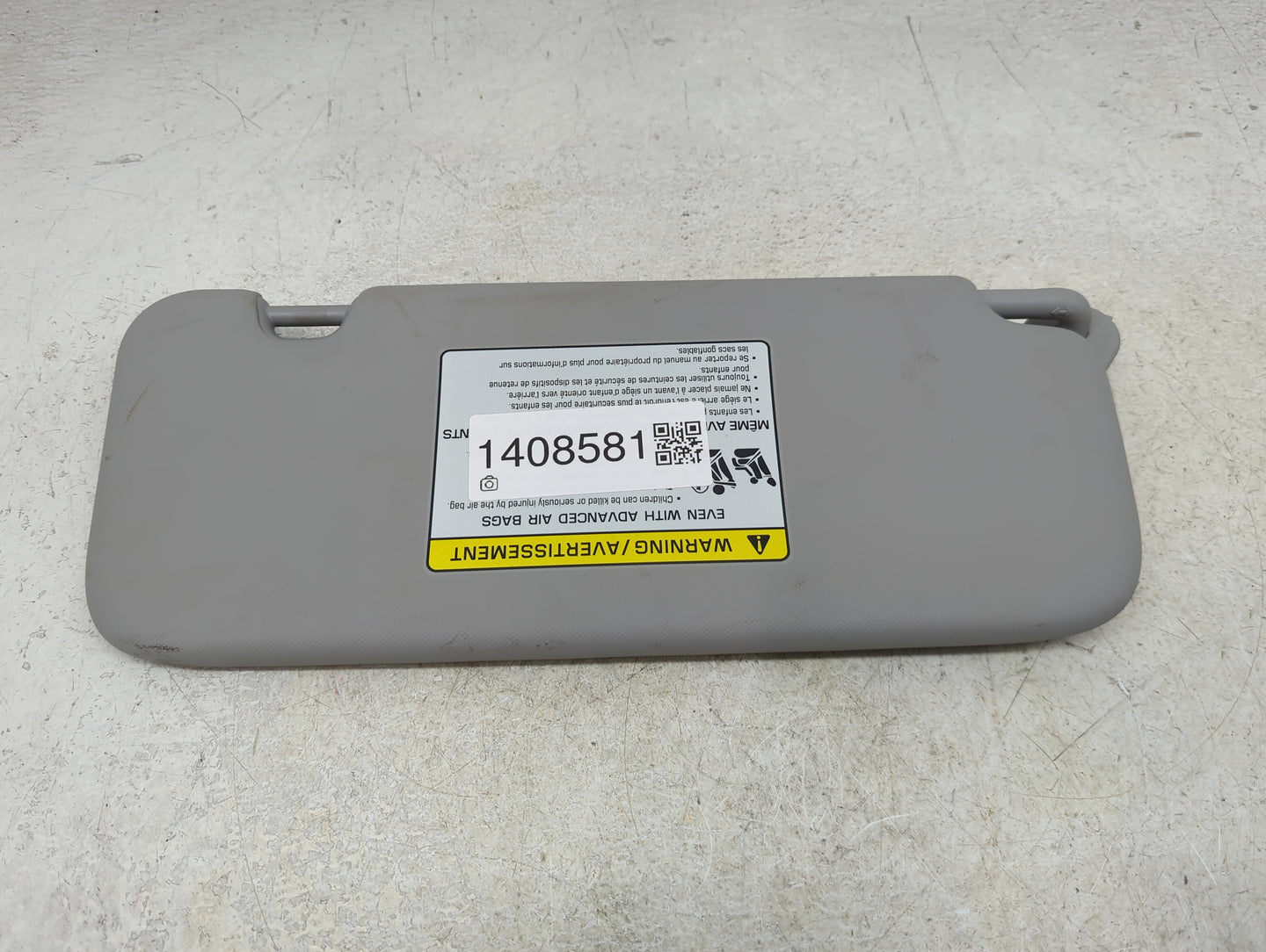 2021-2022 Hyundai Elantra Sun Visor Shade Replacement Driver Left Mirror Fits Fits 2021 2022 OEM Used Auto Parts - Oemusedau