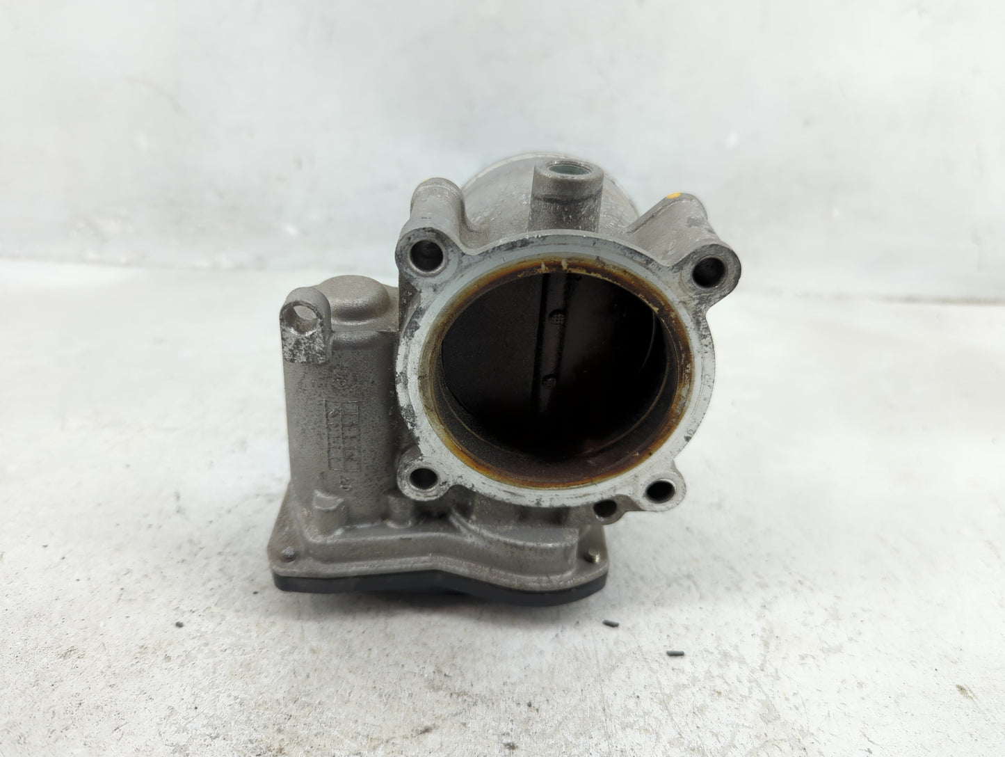 2021-2022 Hyundai Elantra Throttle Body P/N:35100-2J410 6270 10D06 Fits Fits 2021 2022 OEM Used Auto Parts - Oemusedautopart