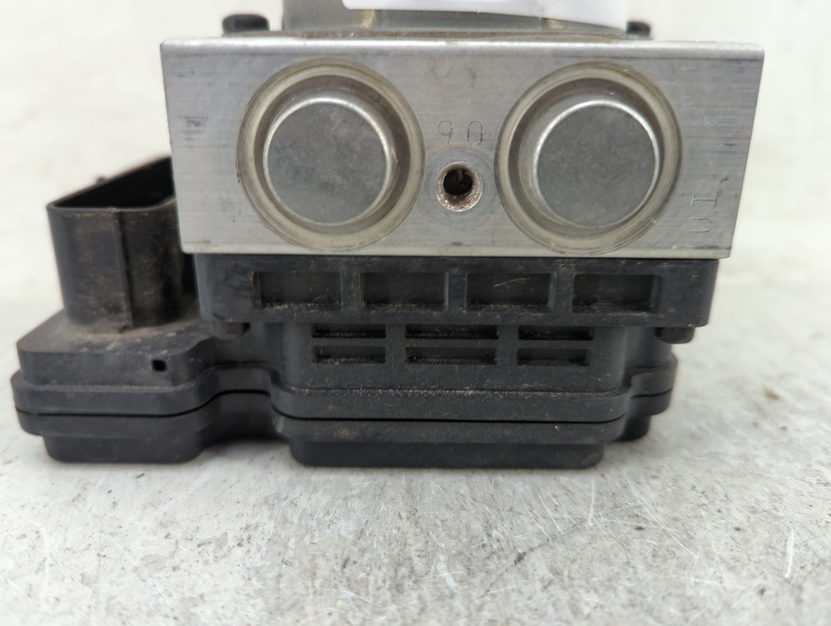 2021-2022 Hyundai Elantra Anti-Lock Brake ABS Pump Module Actuator OEM P/N:AA589-30500 Fits Fits 2021 2022 OEM Used Auto Par