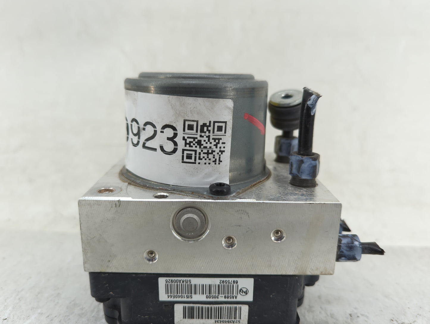 2021-2022 Hyundai Elantra ABS Pump Control Module Replacement P/N:AA589-30500 Fits Fits 2021 2022 OEM Used Auto Parts - Oemu