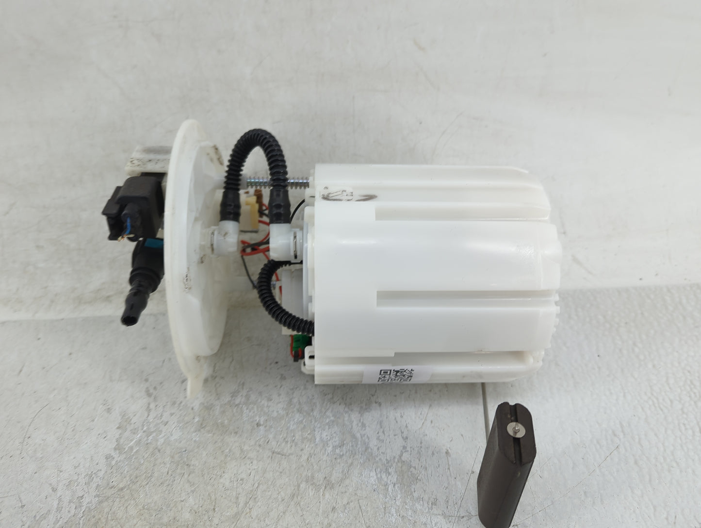 2021-2022 Hyundai Elantra Electrical Gas Fuel Pump Assembly - Oemusedautoparts1.com