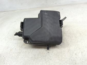 compare product 2021-2022 Hyundai Elantra Fusebox Fuse Box Panel Relay Module P/N:91956-AA020 Fits Fits 2021 2022 OEM Used Auto Parts
