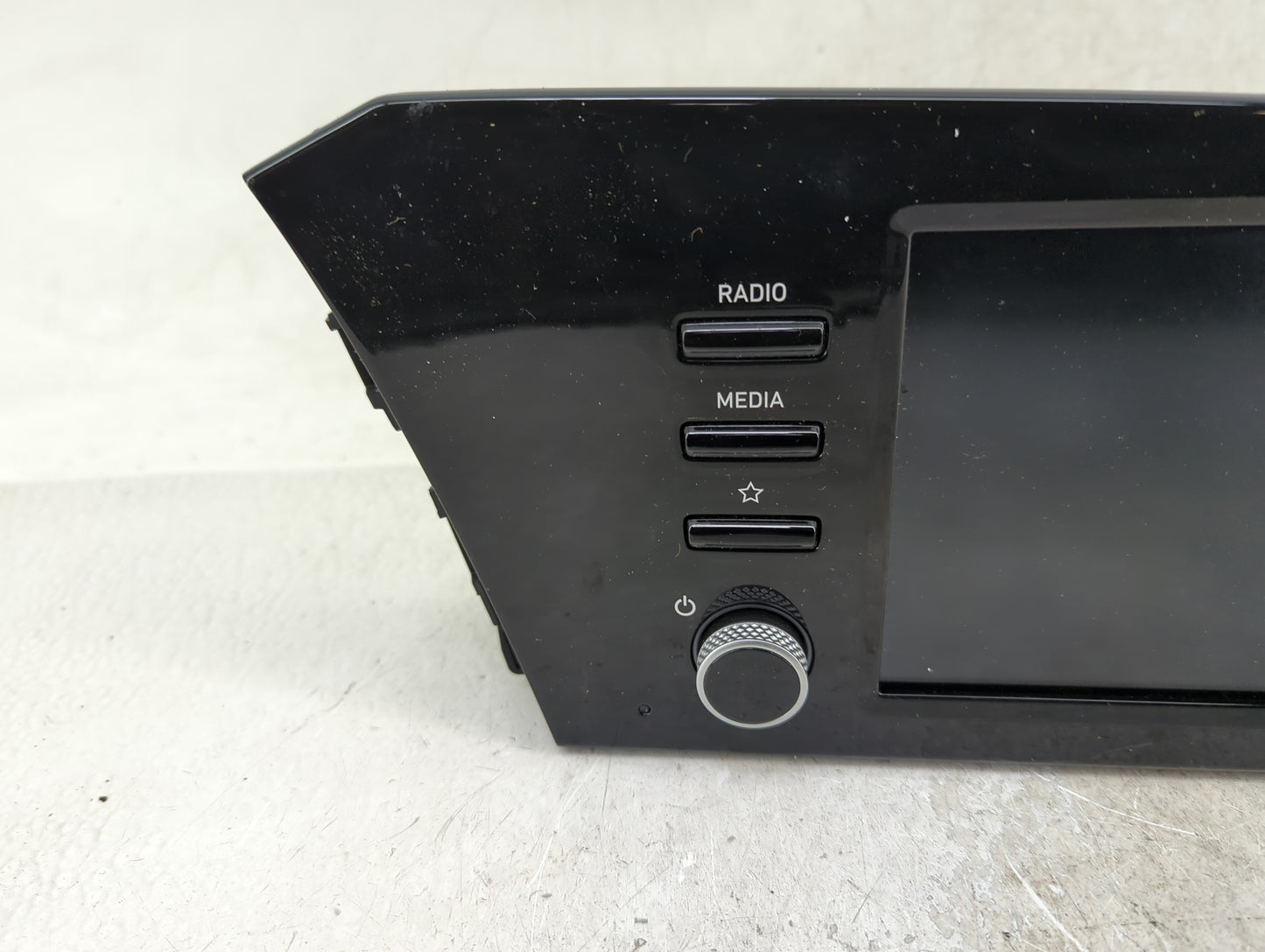 2021 Hyundai Elantra Radio AM FM Cd Player Receiver Replacement P/N:96160-AA040JA Fits OEM Used Auto Parts - Oemusedautopart