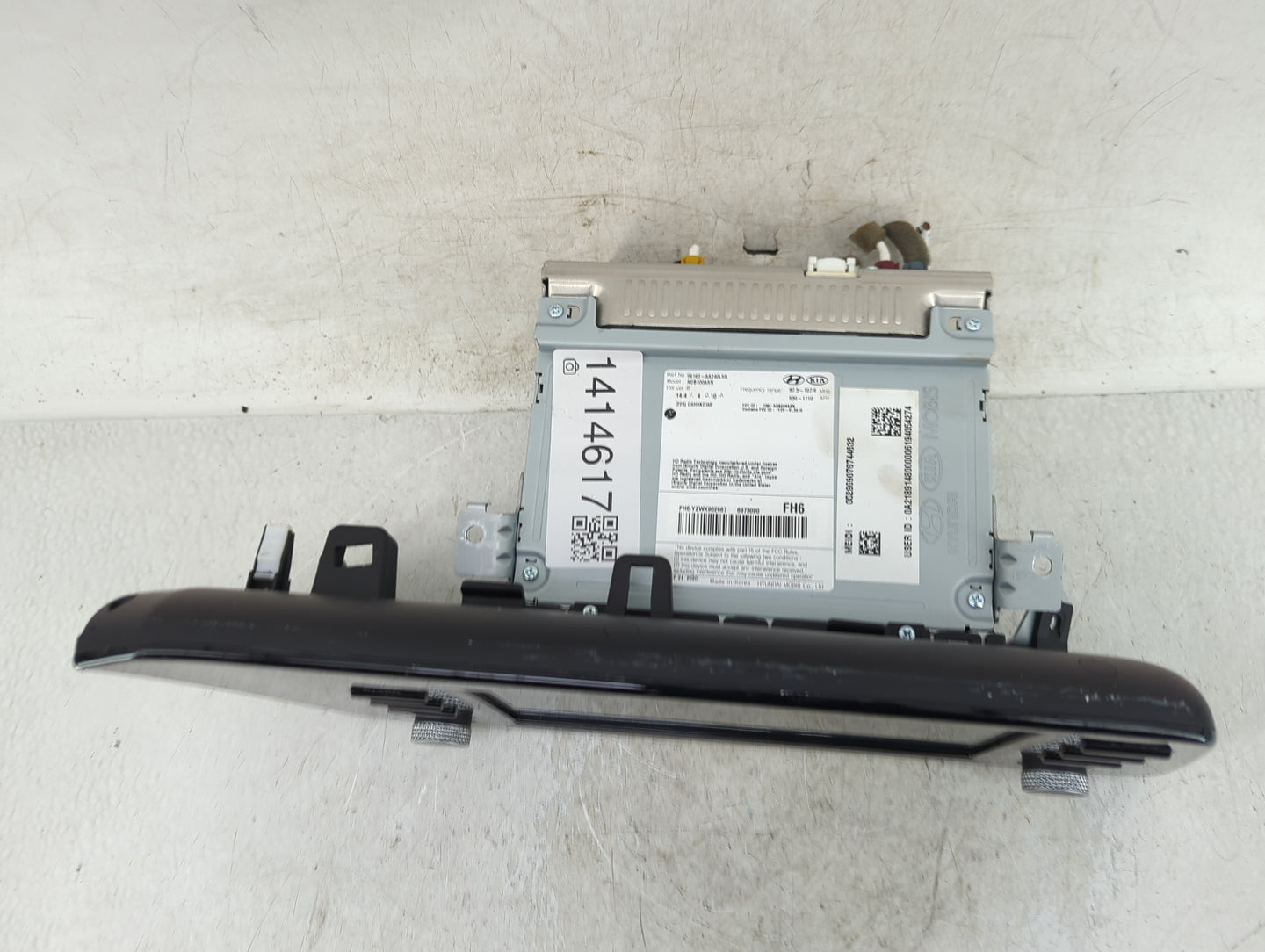2021 Hyundai Elantra Radio AM FM Cd Player Receiver Replacement P/N:96160-AA040JA Fits OEM Used Auto Parts - Oemusedautopart