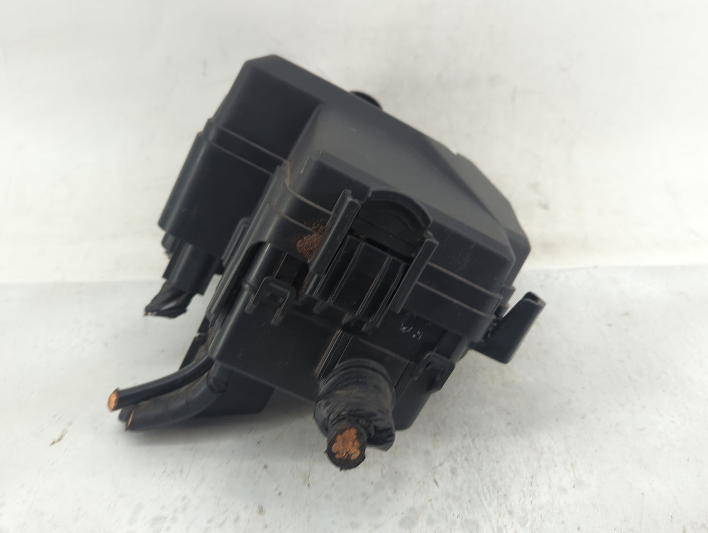 2021-2022 Hyundai Elantra Fusebox Fuse Box Panel Relay Module Fits Fits 2021 2022 OEM Used Auto Parts - Oemusedautoparts1.co