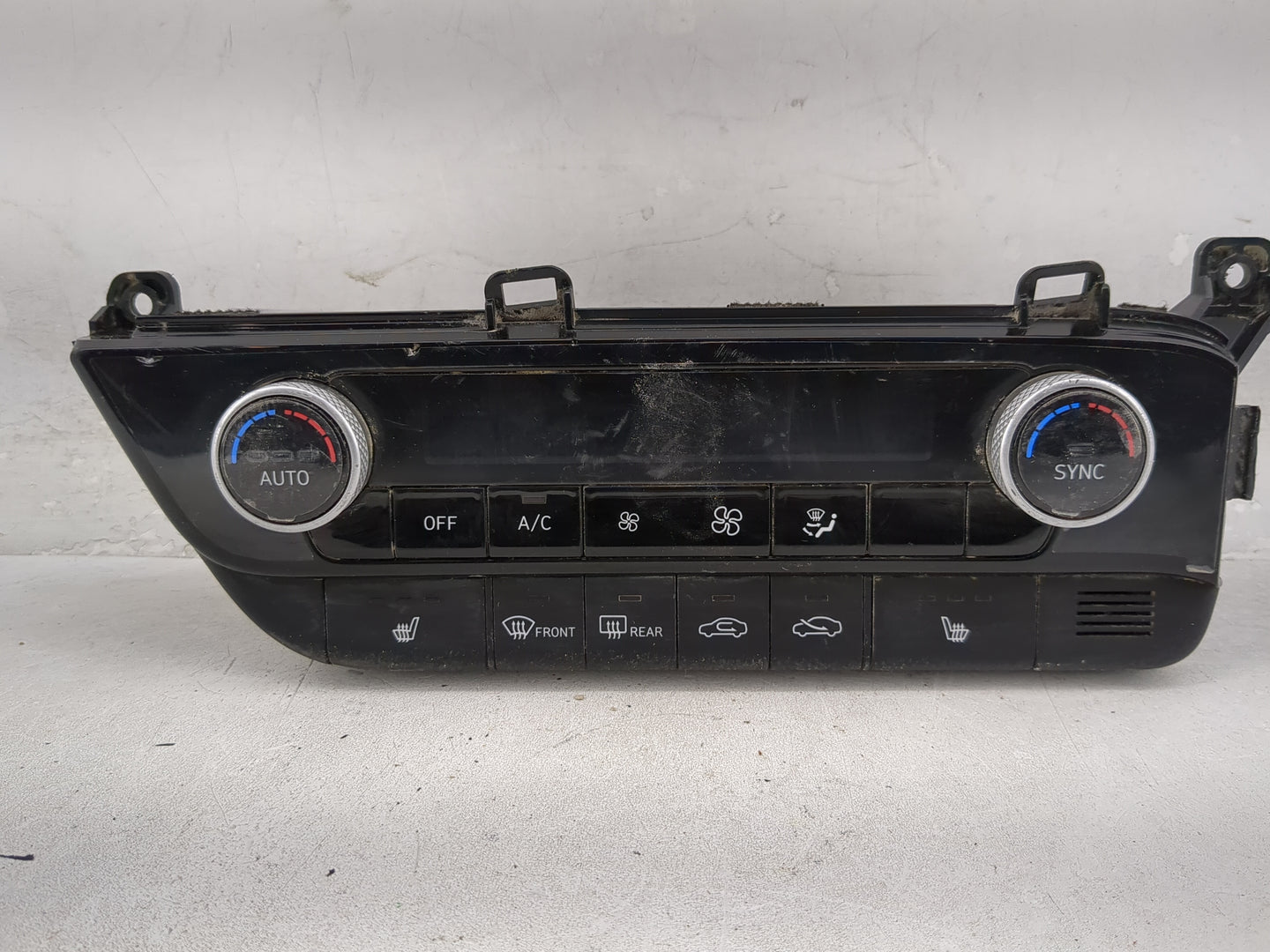 2021-2022 Hyundai Elantra Climate Control Module Temperature AC/Heater Replacement P/N:97250-AAXXX Fits Fits 2021 2022 OEM U