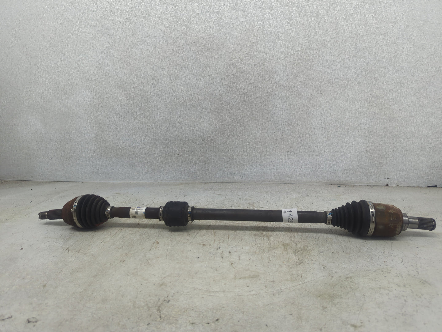 2021-2022 Hyundai Elantra Axle Shaft Front Passenger Cv C/v - Oemusedautoparts1.com