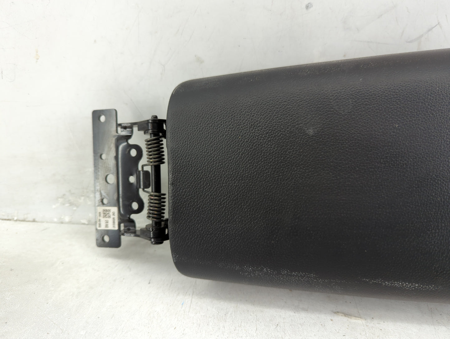2021 Hyundai Elantra Center Console Armrest Cover Lid P/N:84660-AA010NNB Fits OEM Used Auto Parts - Oemusedautoparts1.com