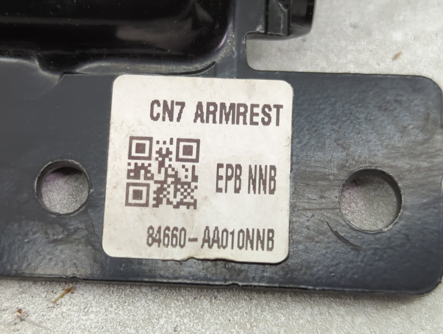2021 Hyundai Elantra Center Console Armrest Cover Lid P/N:84660-AA010NNB Fits OEM Used Auto Parts - Oemusedautoparts1.com