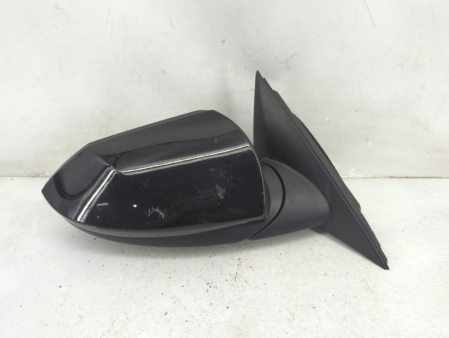2021-2022 Hyundai Elantra Passenger Side View Mirror - Right Door Mirror OEM Used - Oemusedautoparts1.com