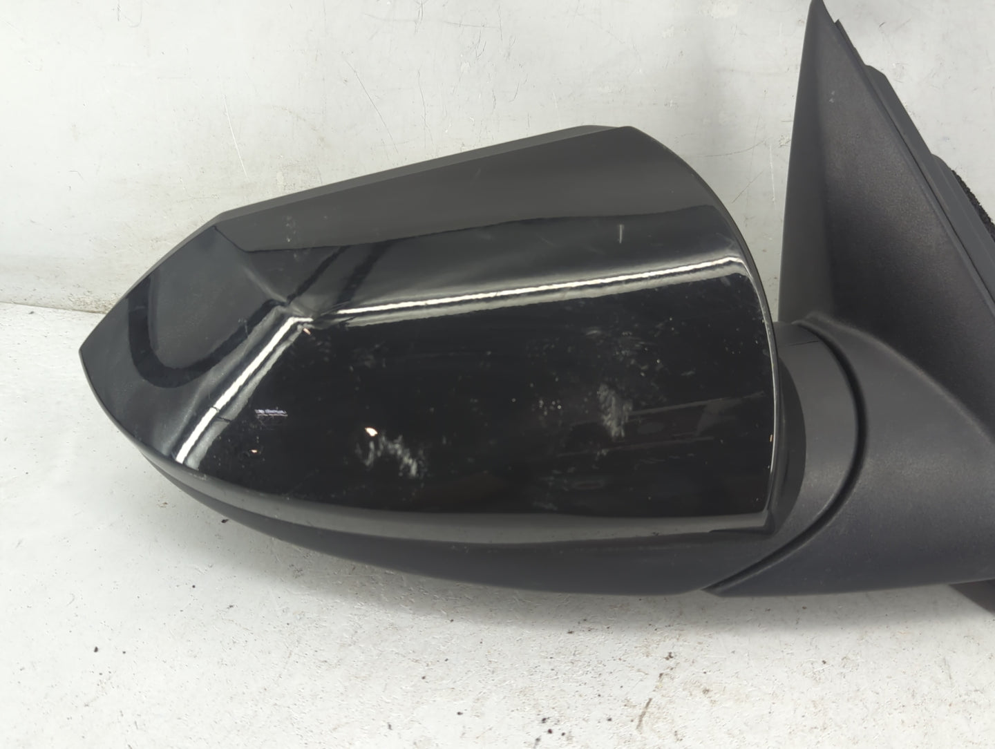 2021-2022 Hyundai Elantra Passenger Side View Mirror - Right Door Mirror OEM Used - Oemusedautoparts1.com