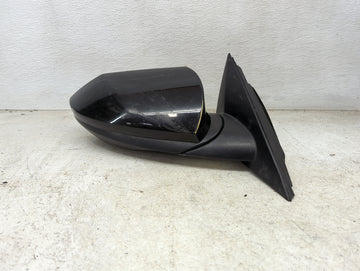 2021-2022 Hyundai Elantra Passenger Side View Mirror - Right Door Mirror OEM Used - Oemusedautoparts1.com